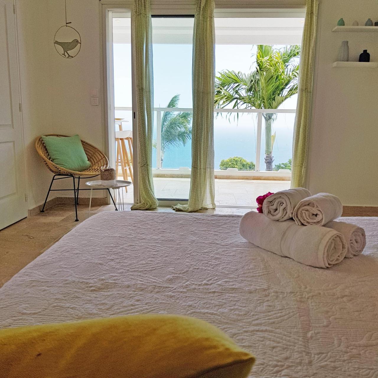 La Boheme, Residence De 5 Appartements Avec Piscine, Vue Ocean, Petite Ile Экстерьер фото